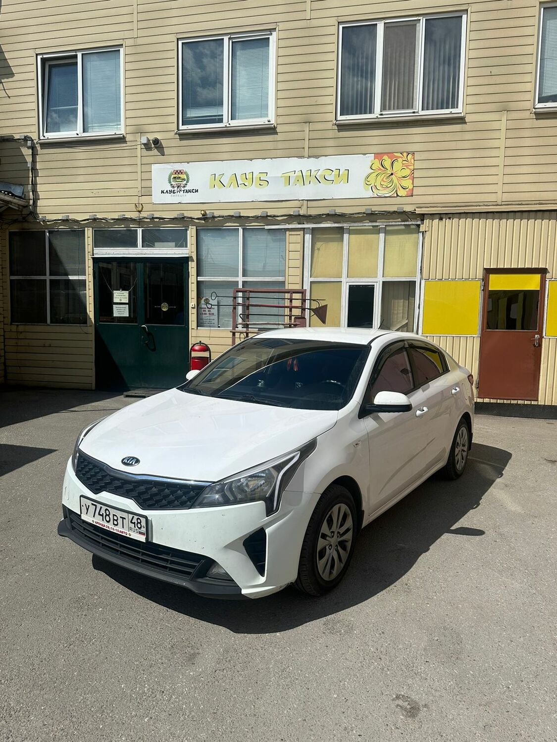 Kia Rio / Hyundai Solaris 